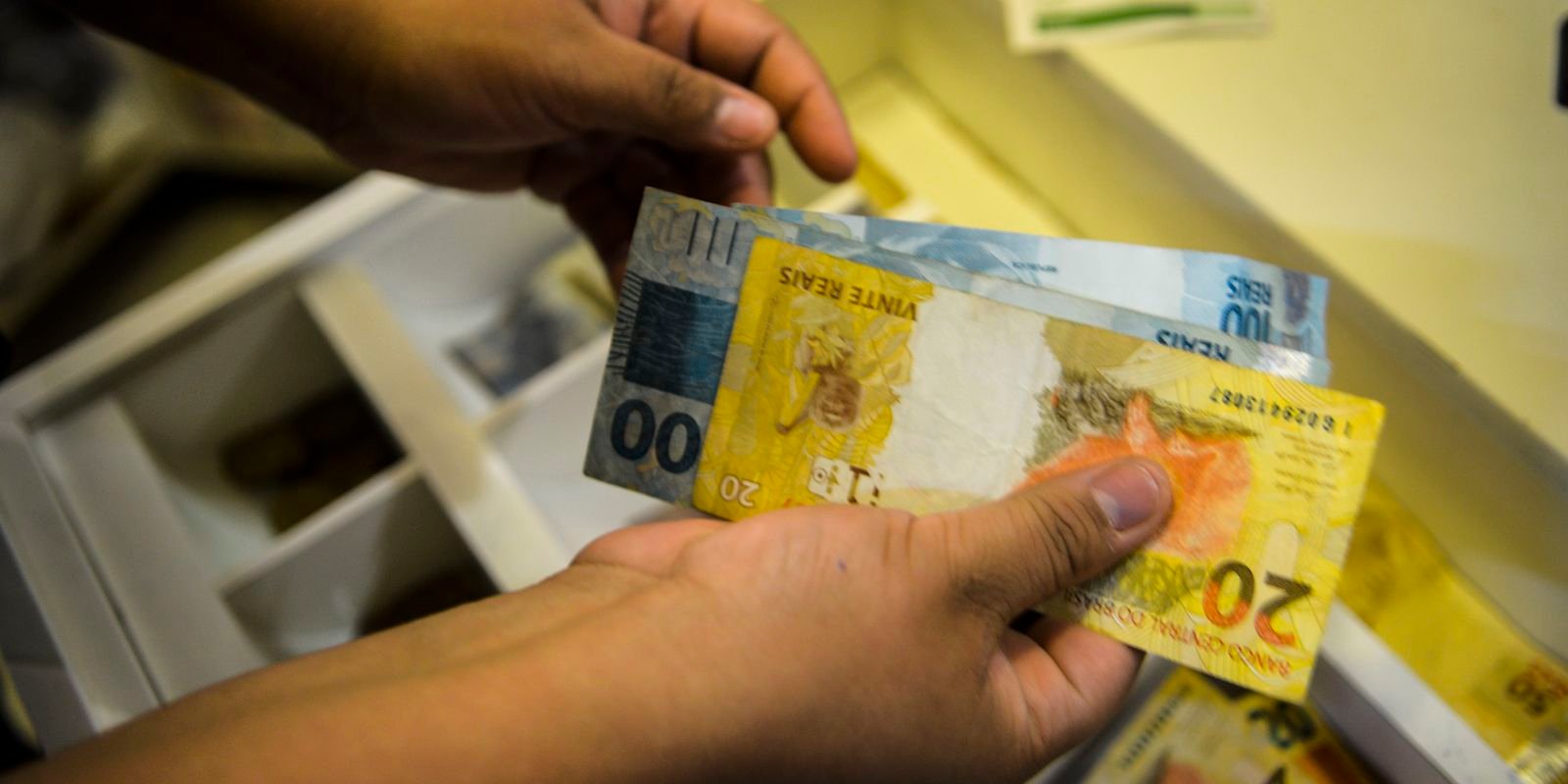 Novo Desenrola renegocia quase R$ 12 bilhões em dívidas