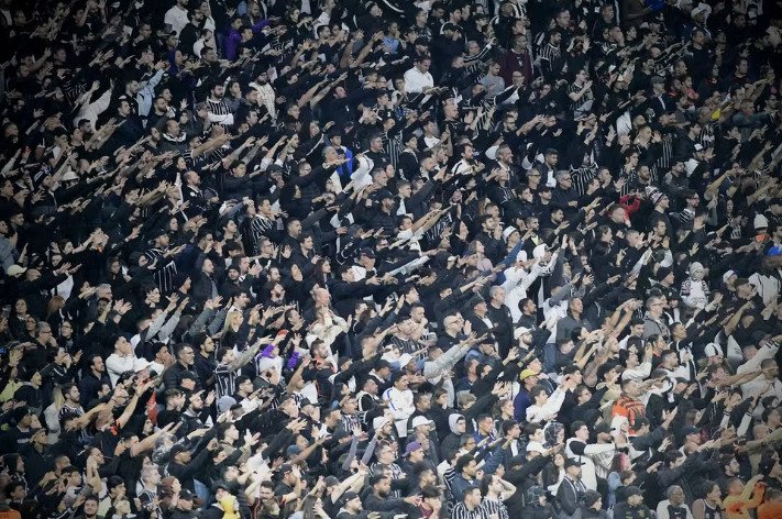 Platense vence Corinthians na Neo Química Arena e avança às oitavas da Libertadores