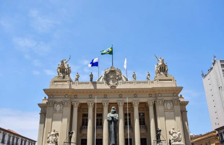RJ: projeto prevê uso de banheiros neutros para pessoas trans