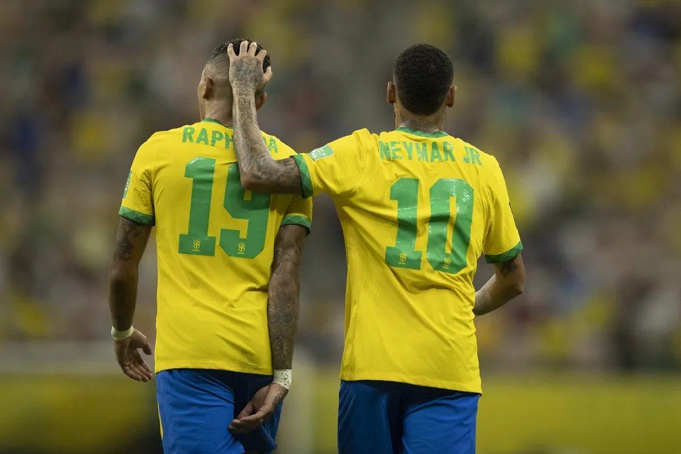 Raphinha faz coro por convocação de Neymar para a Copa: ‘Ele é o cara do hexa’