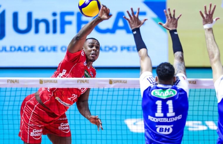 Sada Cruzeiro vence Vôlei Renata e é decacampeão da Superliga