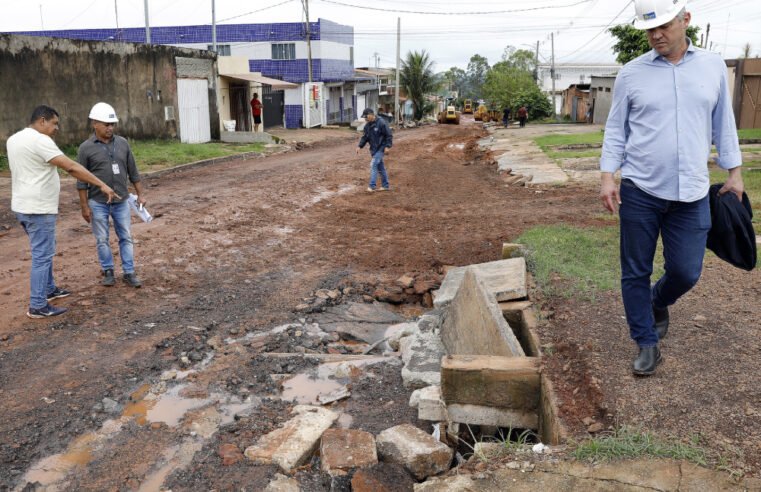 Sol Nascente vistoria obra para conter erosão e recuperar área degradada