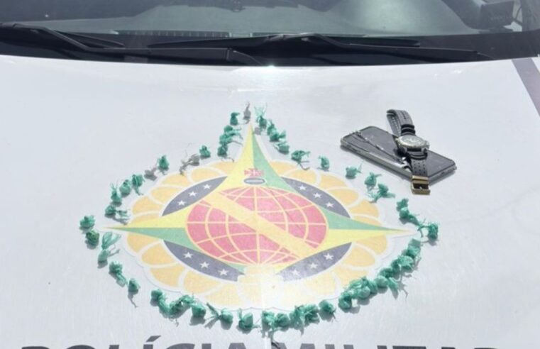 Suspeito tenta fugir da PMDF e acaba preso com 49 porções de cocaína em Ceilândia