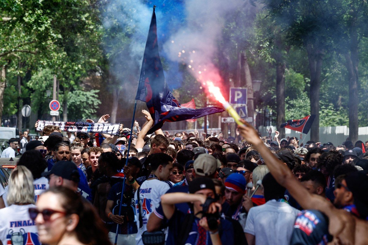 Torcedores de PSG e Arsenal entram em confronto antes da final da Champions League