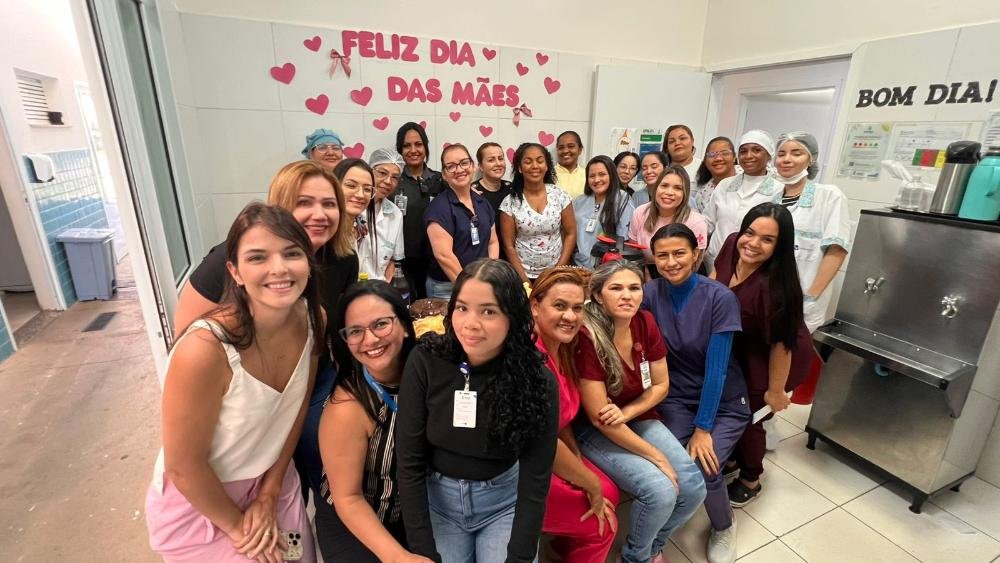 Unidades de saúde do DF celebram Dia das Mães com acolhimento