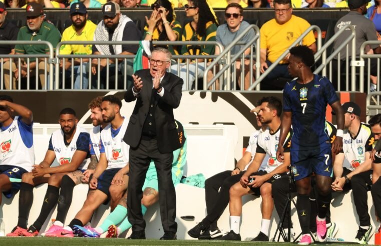 Ancelotti diz ter time da estreia, mas lesão e testes deixam Brasil incerto