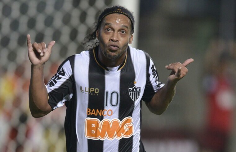 Aos 46 anos, Ronaldinho retorna ao futebol para jogar na 3ª divisão italiana