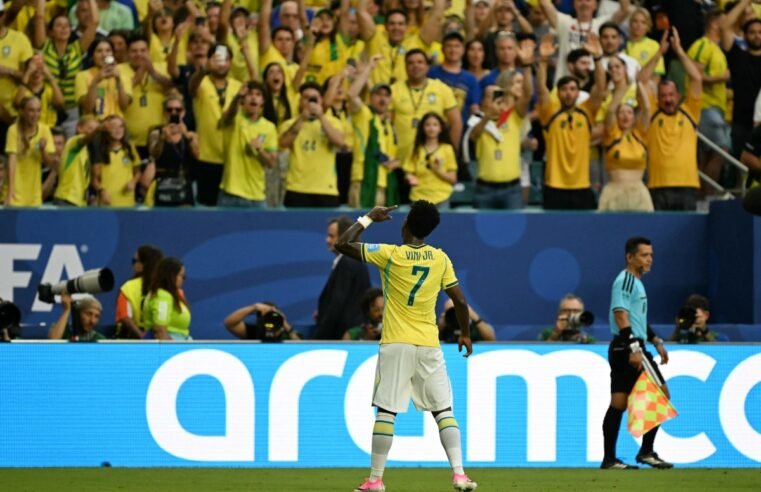 Árbitros criticam anulação de gol de Vini Jr. no jogo contra a Escócia na Copa