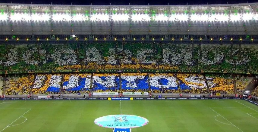 Brasil perde amistoso e a cabeça para os Estados Unidos na Arena Castelão