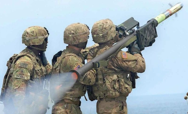Brasil quer comprar dos EUA 100 mísseis disparados do ombro do soldado