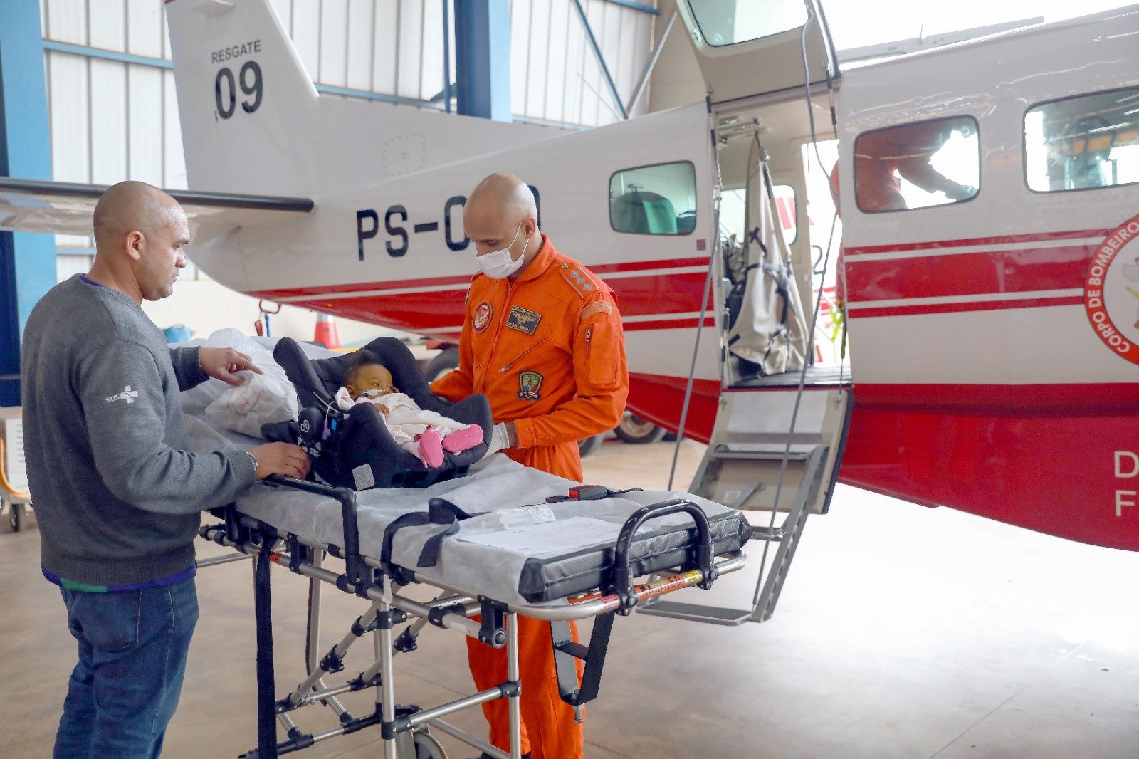 CBMDF leva bebê a Curitiba para transplante de fígado