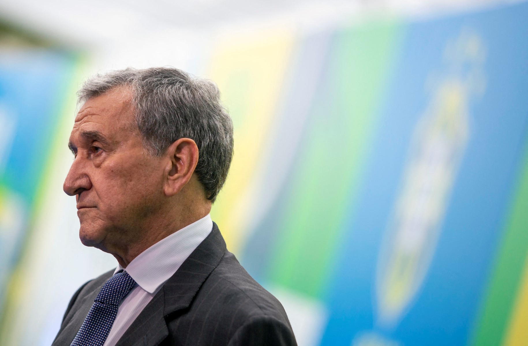 Carlos Alberto Parreira passa por cirurgia no Rio