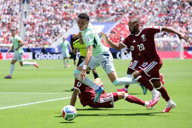 Catar reage e empata com a Suíça na estreia da Copa do Mundo