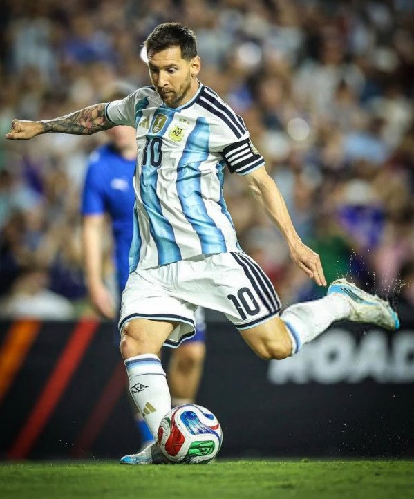 Com Messi, Argentina bate Islândia por 3 a 0 em amistoso para a Copa