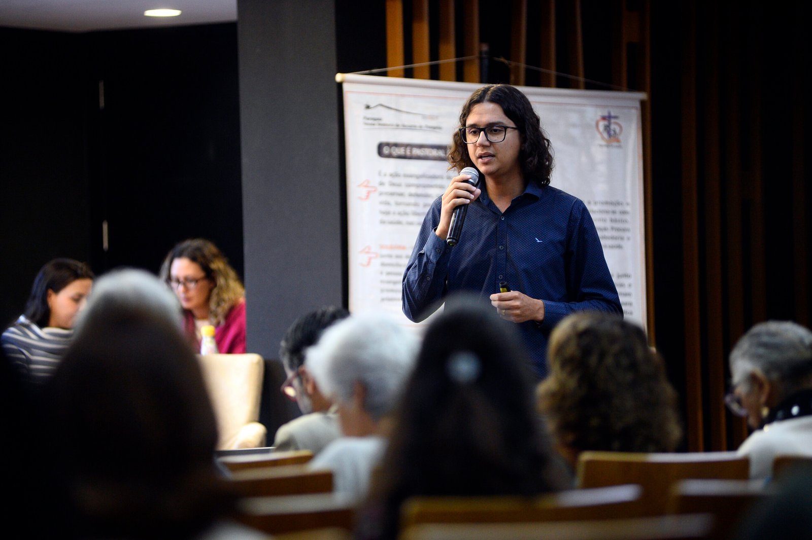 DF inicia conferências regionais de saúde com participação aberta