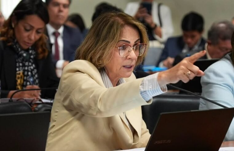 Damares Alves aponta “herança maldita” no BRB e defende Celina Leão