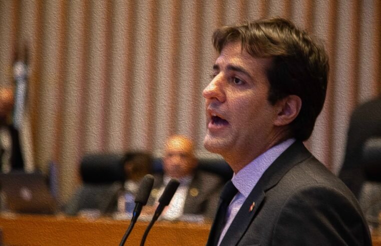 Deputado aciona PCDF para investigar empresa que firmou contrato de R$ 5 milhões com o GDF