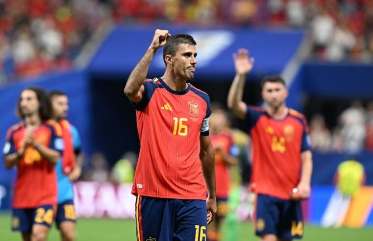 Espanha goleia Arábia Saudita (4-0) com primeiro gol de Yamal em Copas