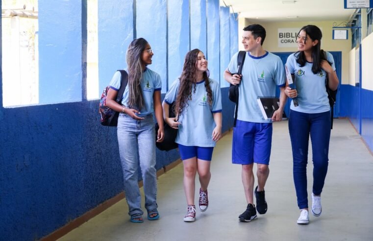 Estudantes da rede pública assistem a concerto didático em Brasília