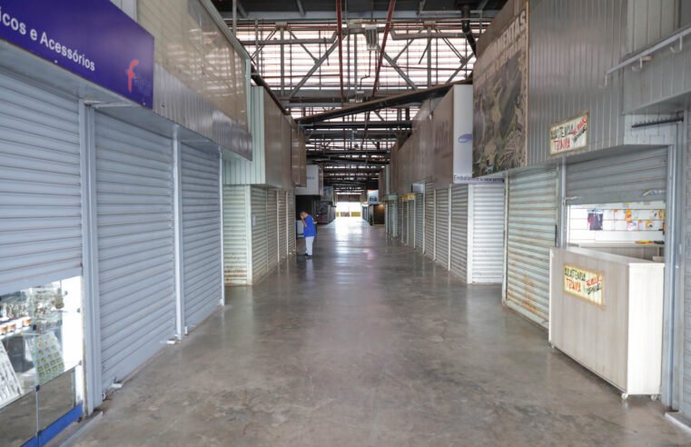 GDF assina doação e retoma projeto de mercadão no SAAN
