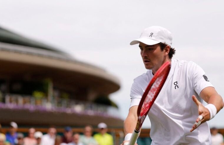João Fonseca reencontra Jesper de Jong na 2ª rodada de Wimbledon
