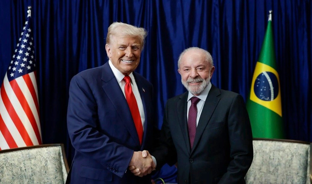 Lula chega à França para o G7 e faz lobby para encontrar Trump