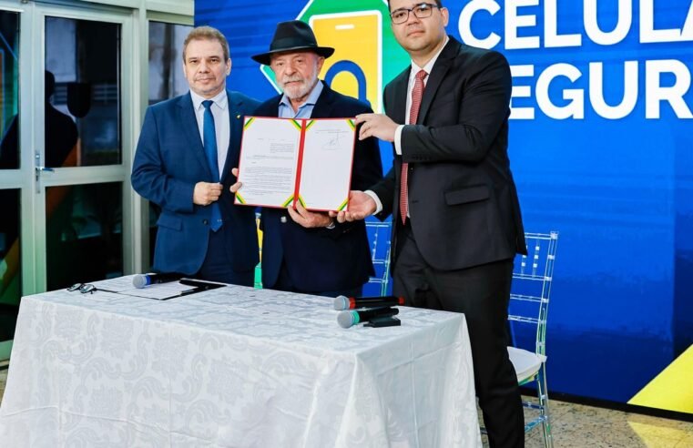 Lula cria plataforma para coibir roubos de celulares e vendas ilegais