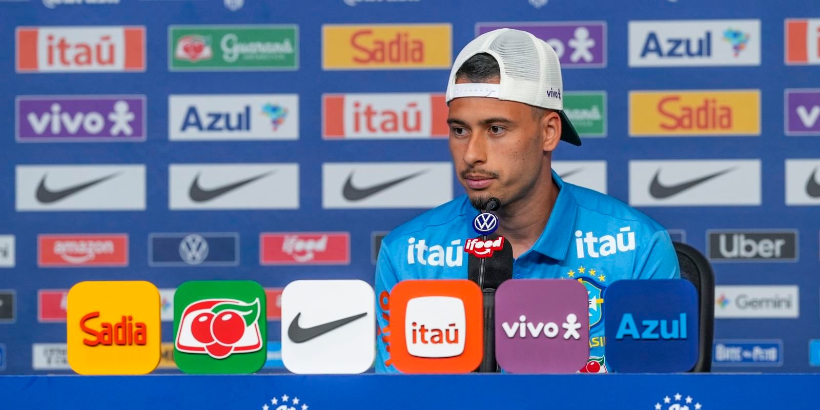 Martinelli admite substituir Raphinha e vê Neymar “querendo muito”