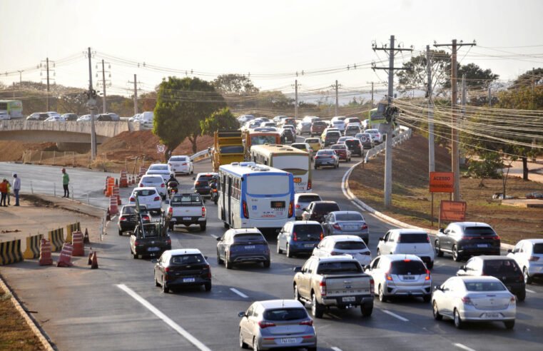 Menos passageiros no metrô, mais carros nas ruas: especialistas alertam para risco de colapso na mobilidade do DF