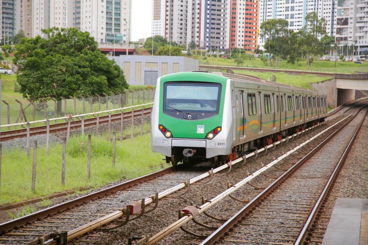 Metrô-DF amplia obras e projeta atender 180 mil passageiros por dia