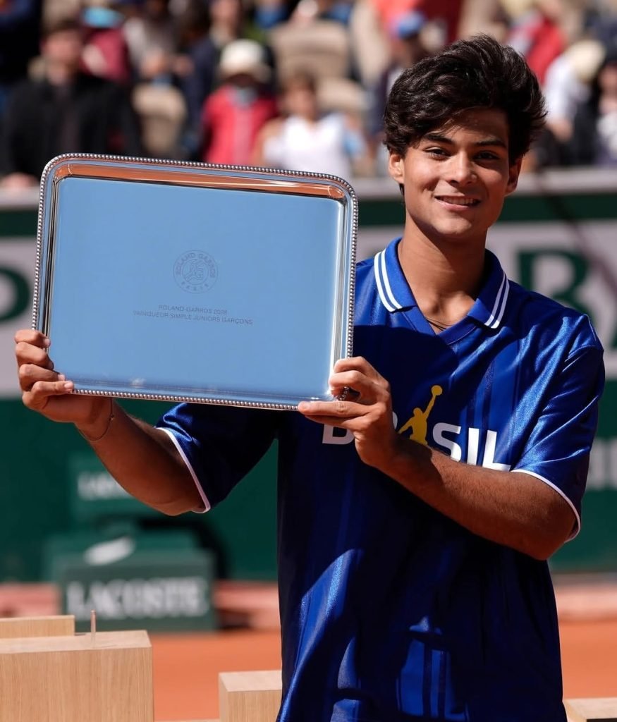 “Meu sonho é ser o maior da história”, diz campeão de Roland Garros Junior