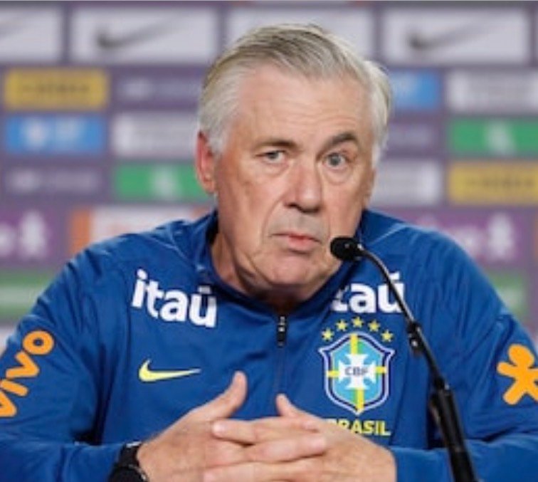 O time da estreia nunca jogou junto. E dai? As cinco estrelas nasceram de times inéditos