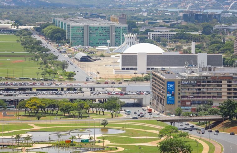 Operação Petardo fecha trecho da Esplanada após localização de mala suspeita