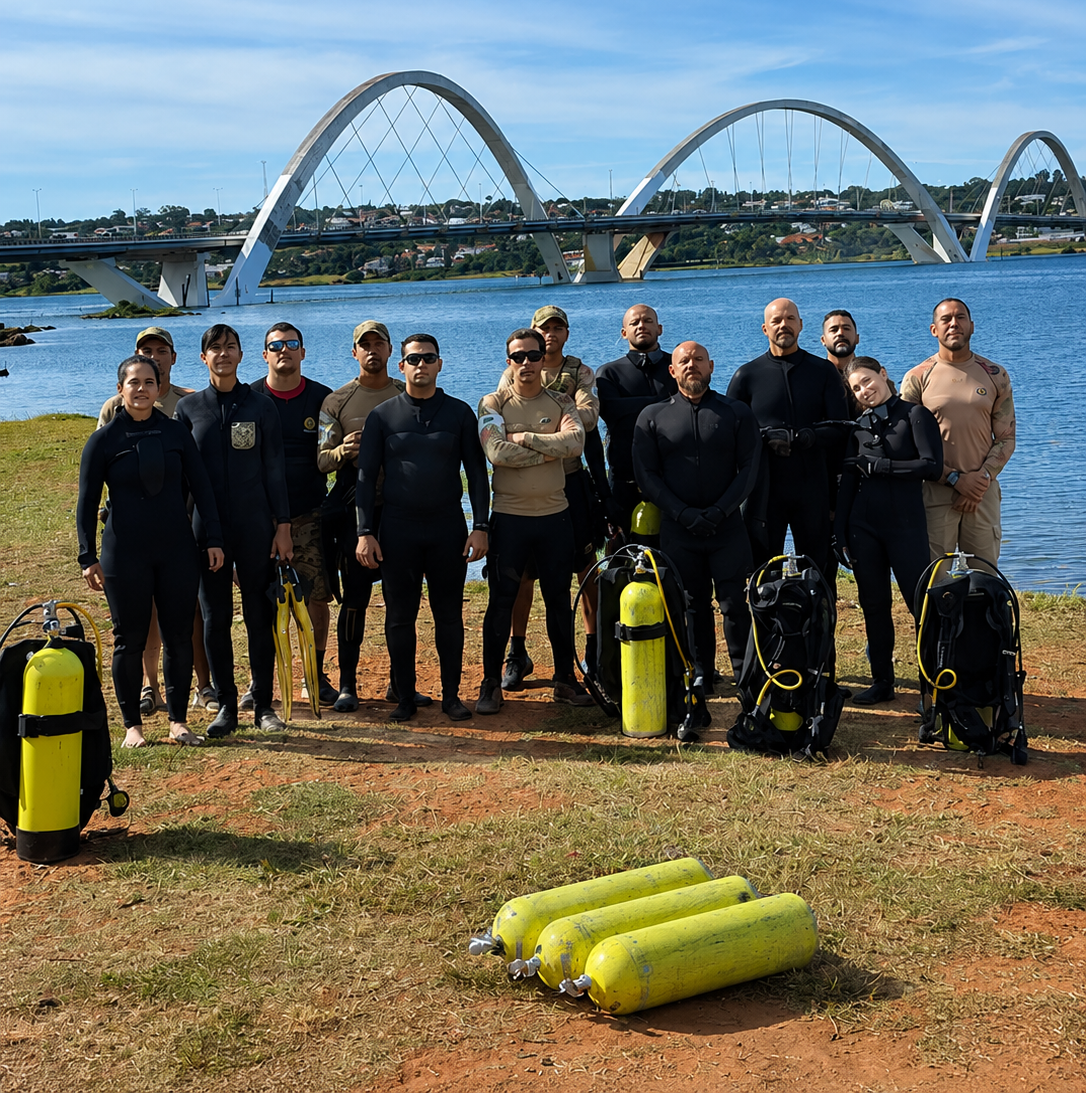 PMDF retira 280 quilos de resíduos do Lago Paranoá
