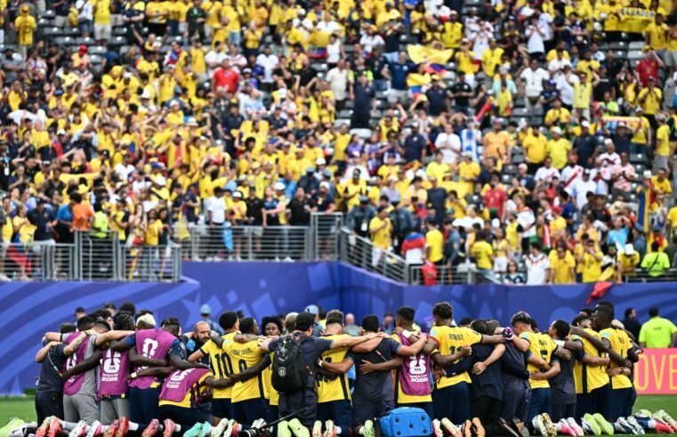 Presidente do Equador decreta feriado após vitória sobre a Alemanha na Copa do Mundo