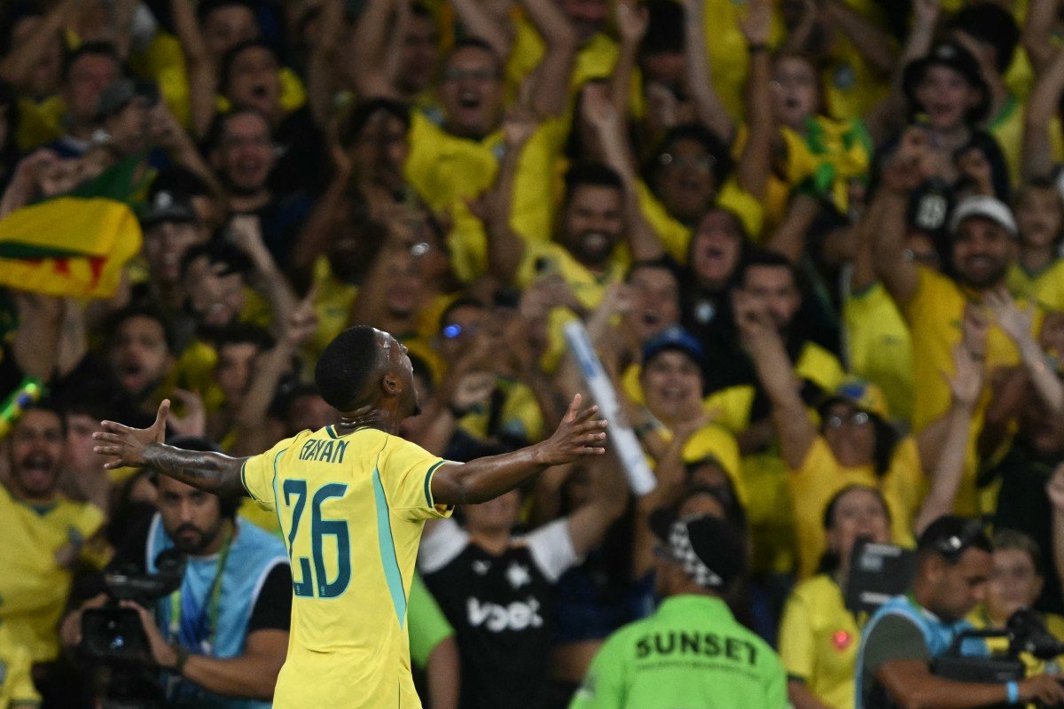 Rayan mobiliza comunidade onde nasceu antes da Copa: ‘Orgulho da favela’