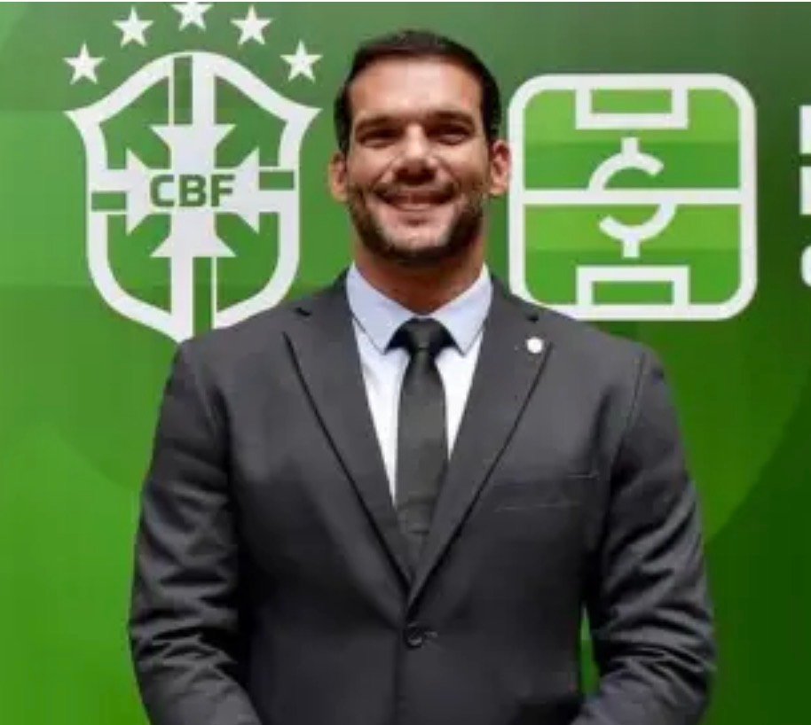 Samir Xaud descobre a maldição da CBF: quando o presidente vira alvo