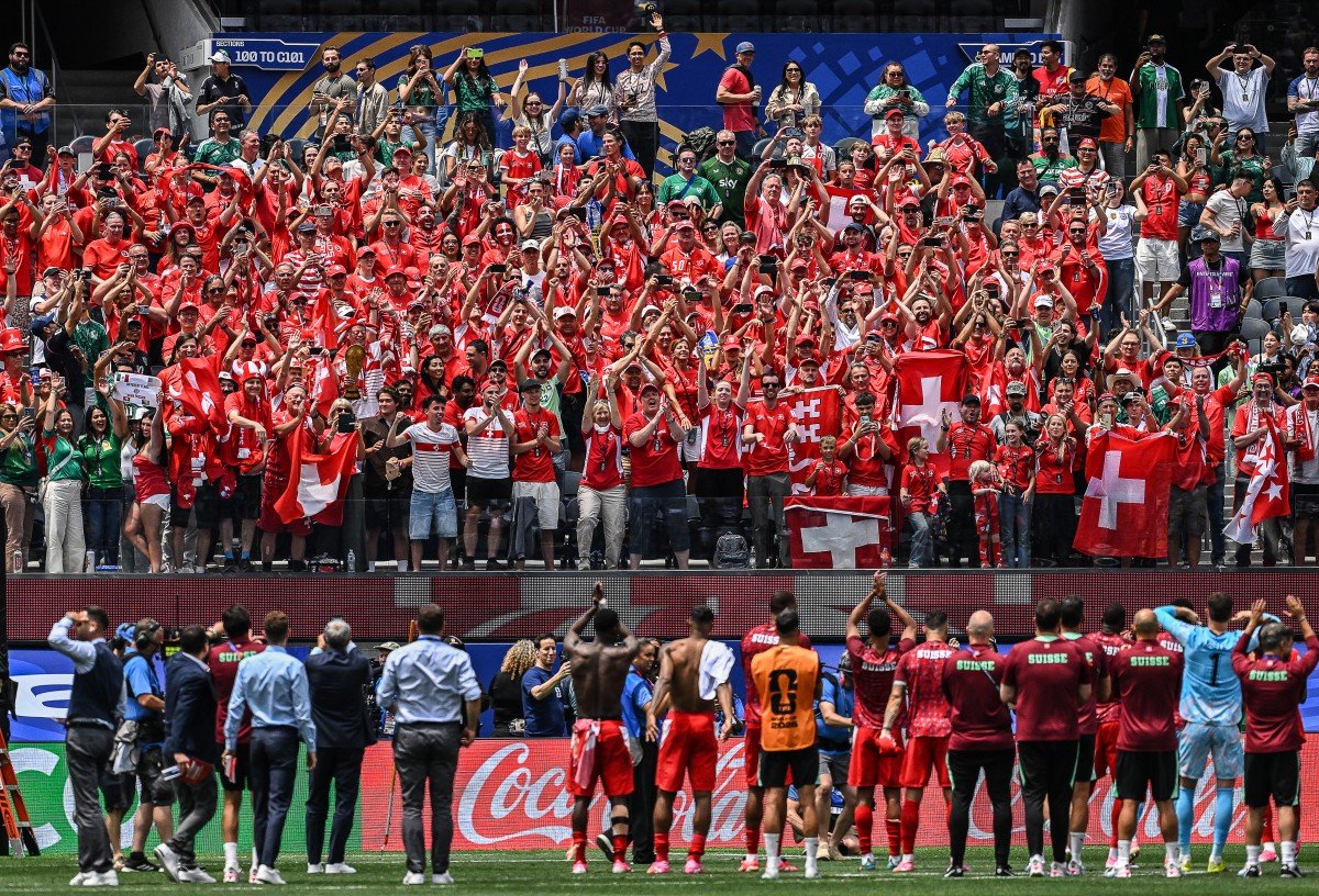 Suíça goleia Bósnia (4-1) e encaminha vaga na próxima fase da Copa do Mundo