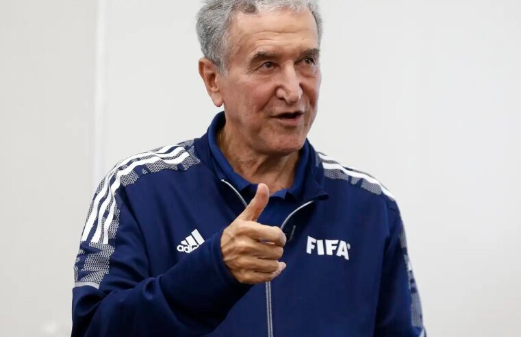 Técnico do tetra, Carlos Alberto Parreira é internado no Rio
