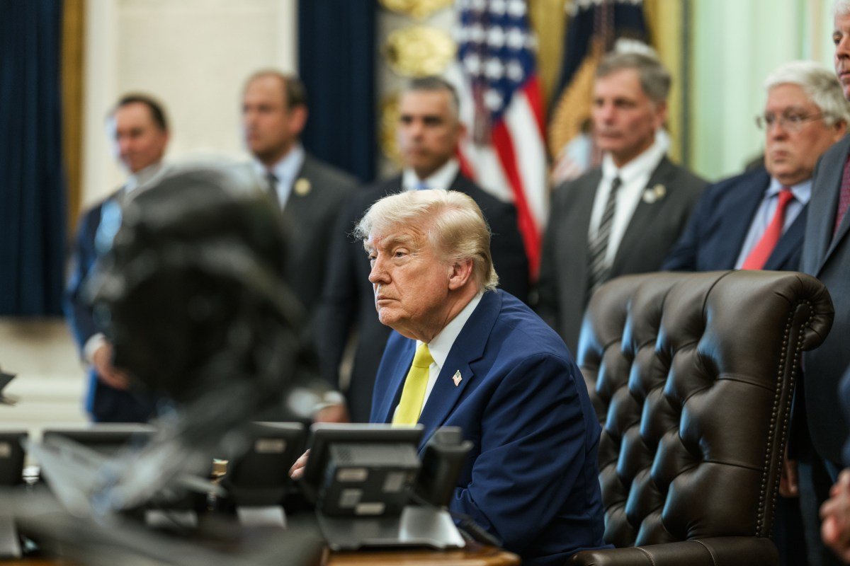 Trump diz que acordo com o Irã não é definitivo e ameaça retaliação