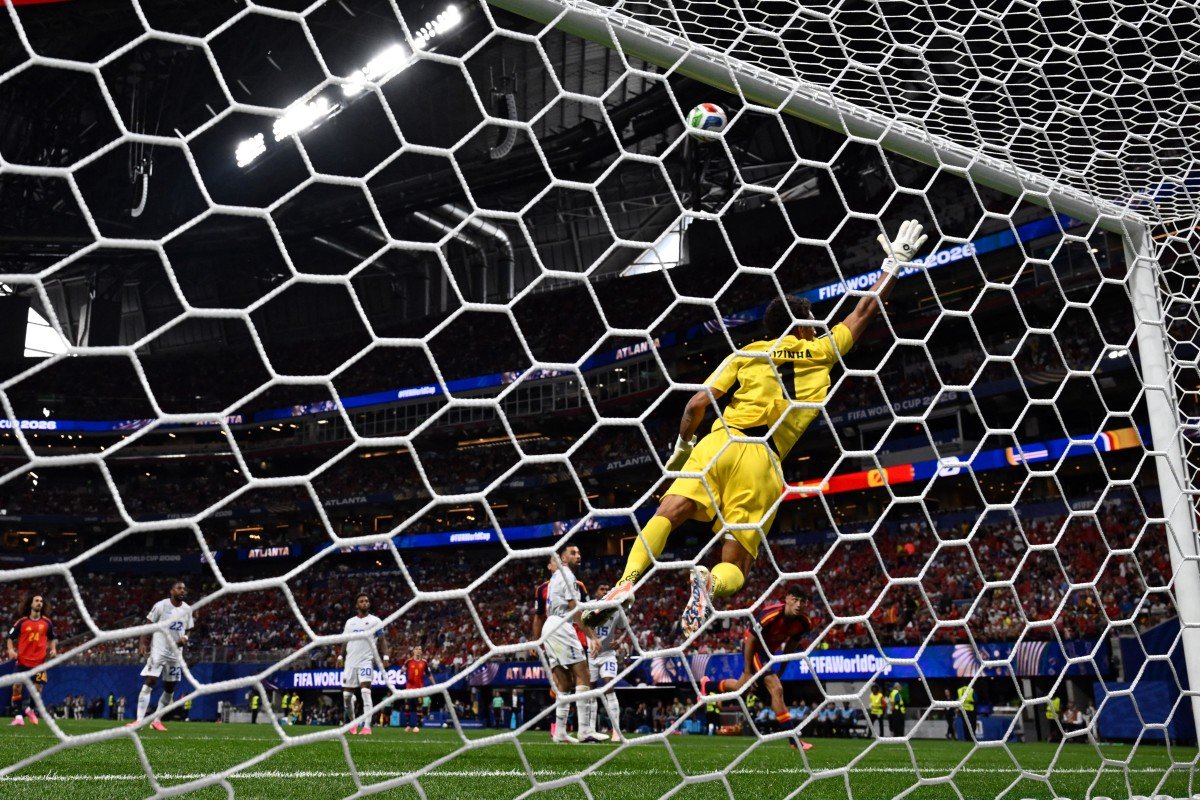 Vozinha, o goleiro que parou a Espanha na Copa do Mundo
