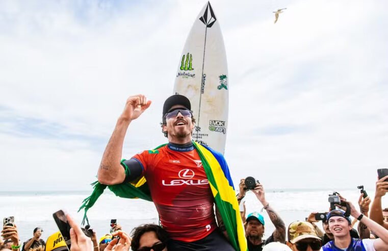 Yago Dora vence em Saquarema e entra no top 3 da WSL