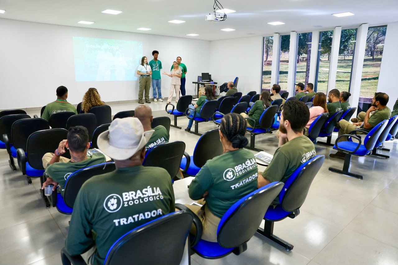 Zoológico de Brasília capacita equipe em biossegurança