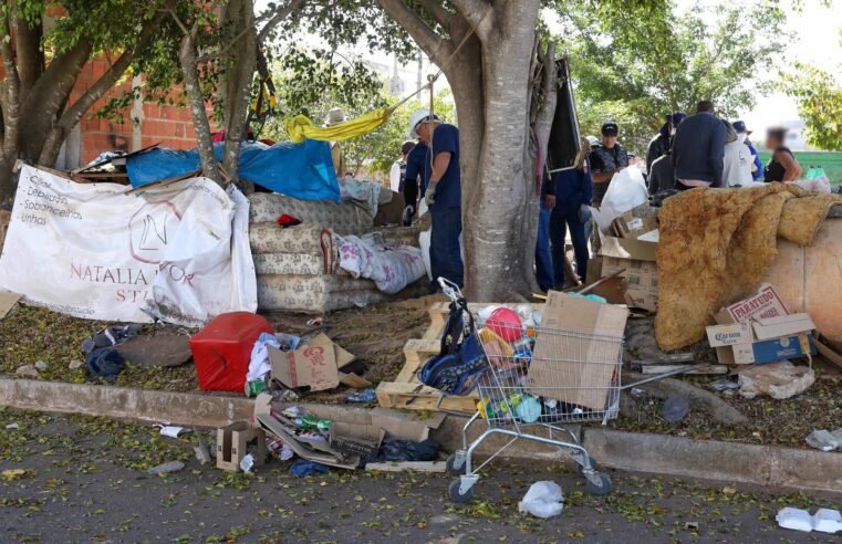 Ação de acolhimento atende população de rua no Recanto das Emas