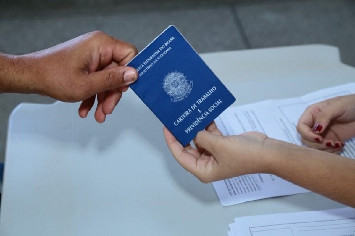 Agências do trabalhador do DF oferecem 1,5 mil vagas nesta sexta
