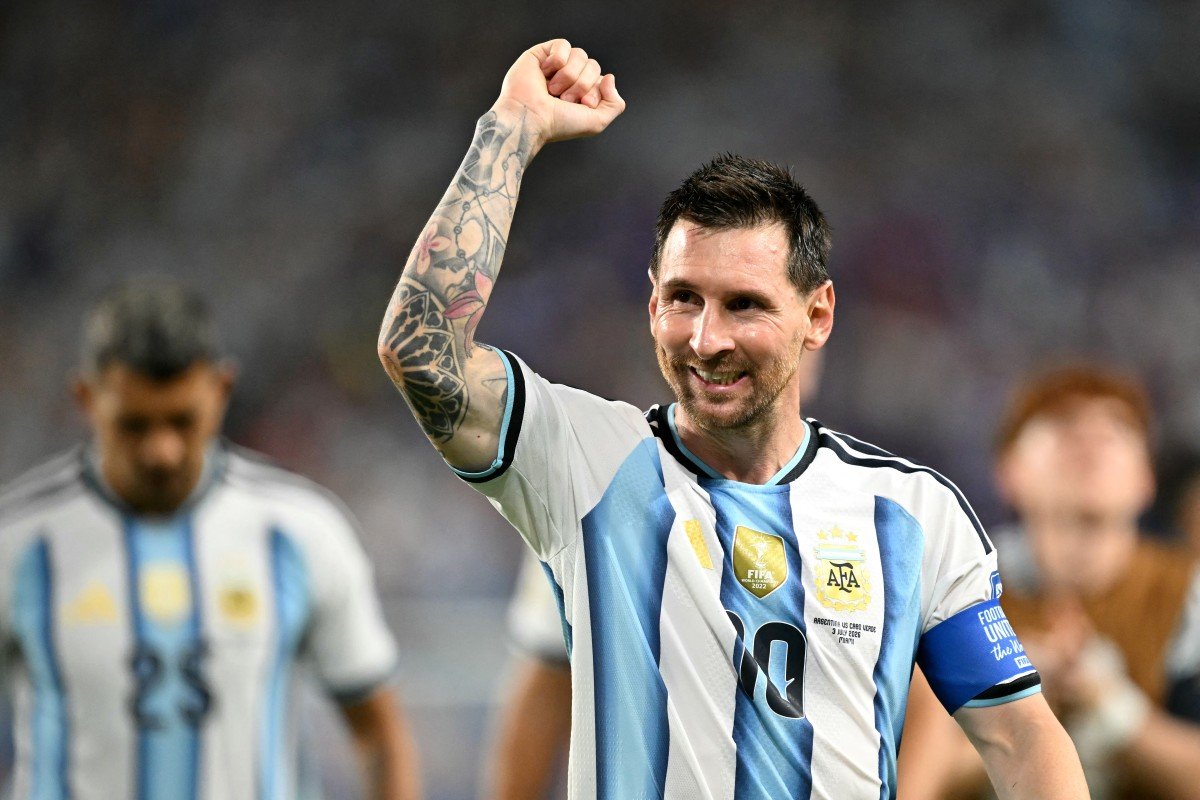 Argentina sofre para bater Cabo Verde na prorrogação (3-2) e vai às oitavas da Copa