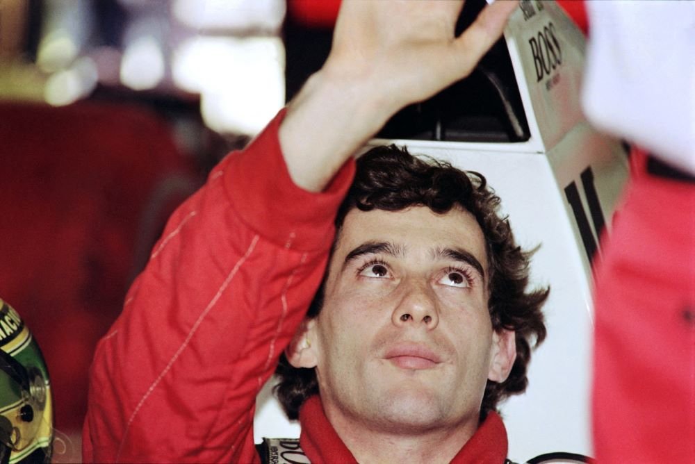 Ayrton Senna é reconhecido oficialmente como Herói da Pátria; entenda a homenagem