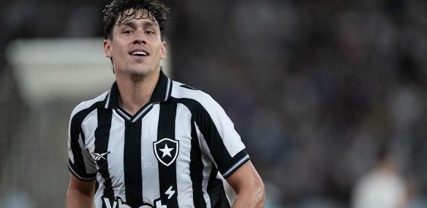 Botafogo entra em acordo com Ferraresi, e São Paulo terá Newton de graça