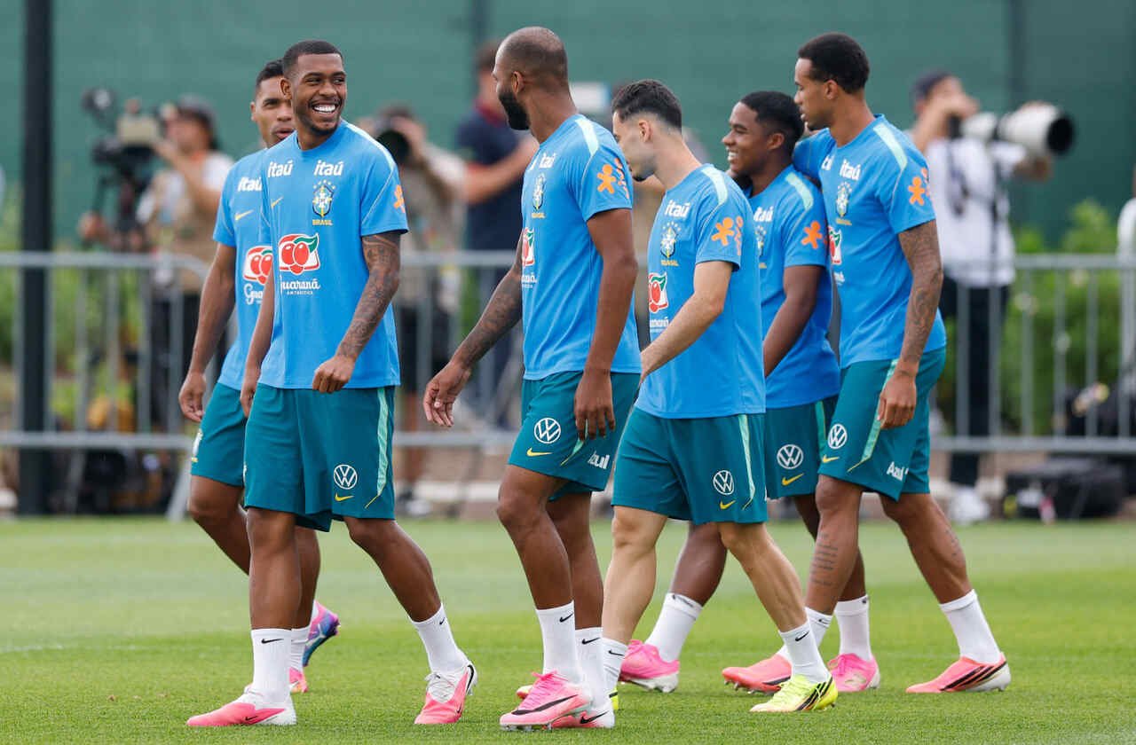 Brasil inicia preparação para enfrentar a Noruega nas oitavas