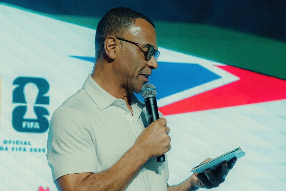 Cafu defende Ancelotti e pede menos pressão na base